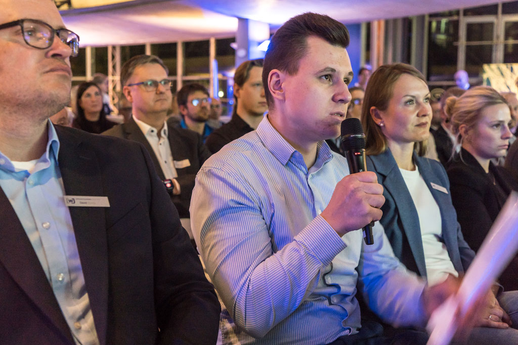 Forum Fabrik der Zukunft mit Norman Koerschulte von Morpheus Logistik GmbH Forum Fabrik der Zukunft mit Norman Koerschulte von Morpheus Logistik GmbH